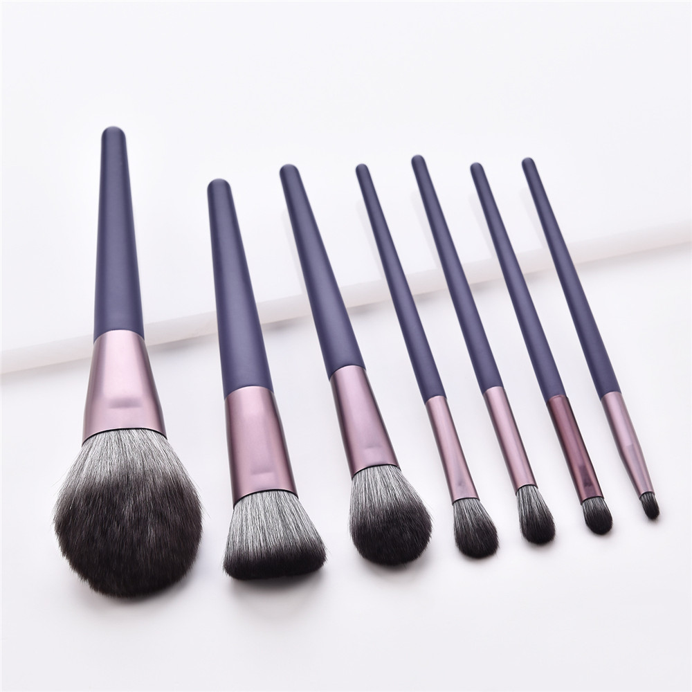 7Pcs makeup brushes Christmas  - Beauty Makeup Gift Sets のレビューと価格